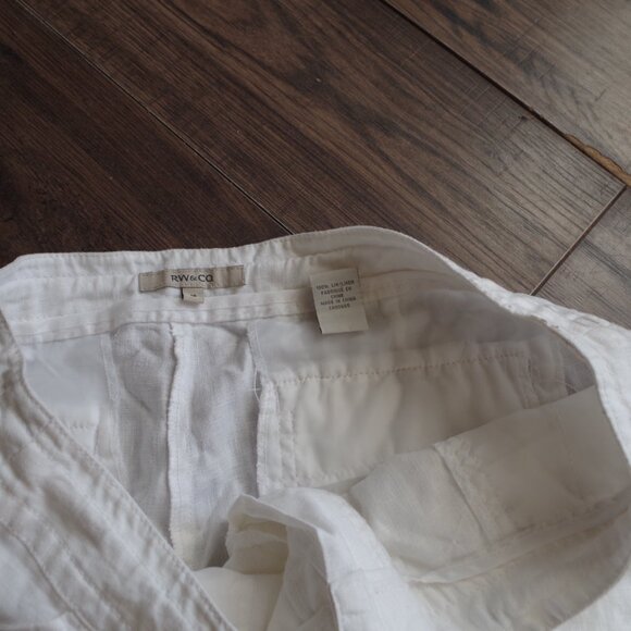 White Linen RW &Co Capris - Picture 3 of 5